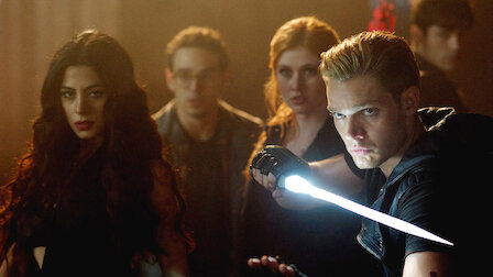 Shadowhunters: The Mortal Instruments | Netflix Resmi Sitesi
