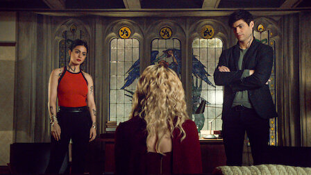 Shadowhunters: The Mortal Instruments | Netflix Resmi Sitesi