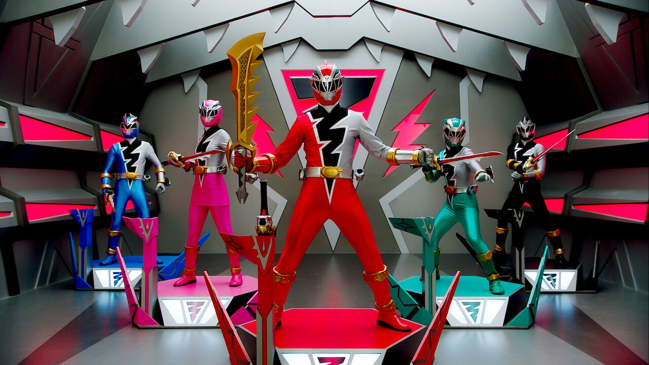 Watch Power Rangers Dino Fury | Netflix
